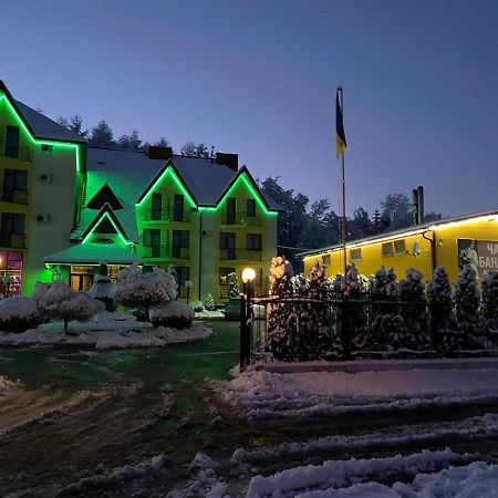 Hotel Restaurant Vizit تريسكافيتس المظهر الخارجي الصورة
