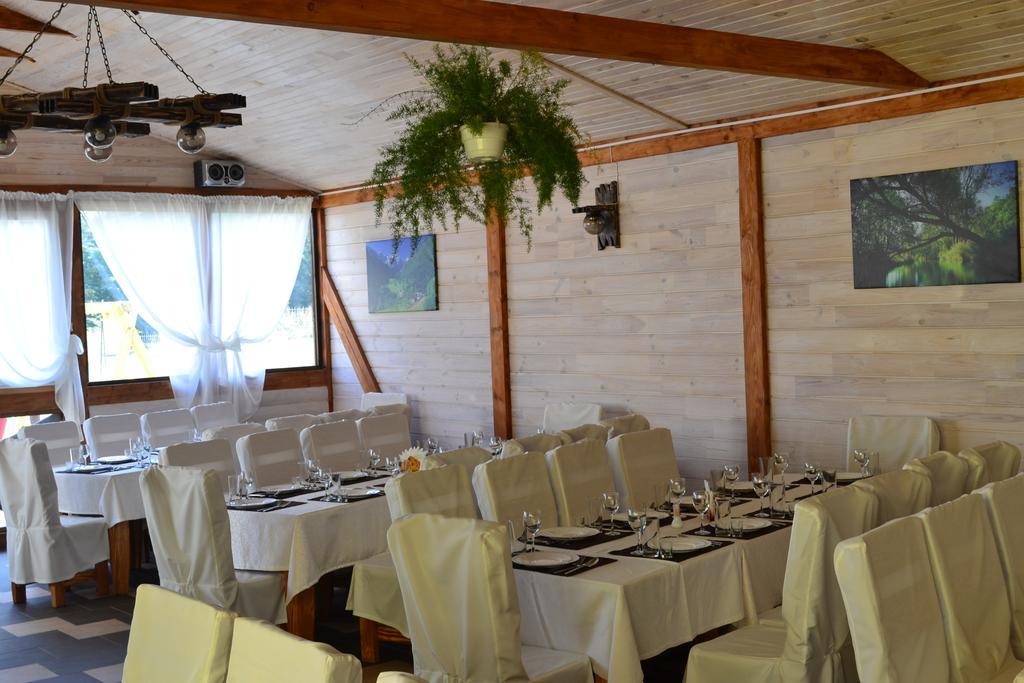 Hotel Restaurant Vizit تريسكافيتس المظهر الخارجي الصورة