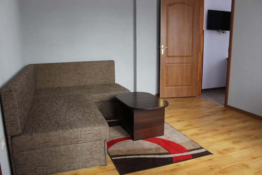 Hotel Restaurant Vizit تريسكافيتس المظهر الخارجي الصورة