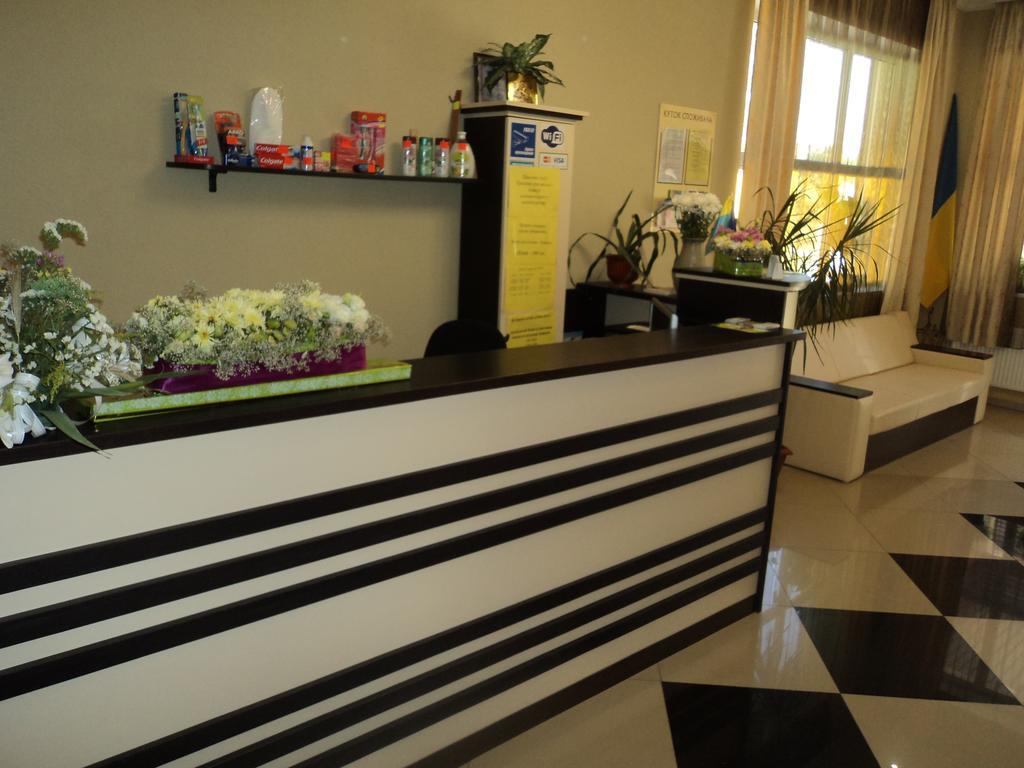 Hotel Restaurant Vizit تريسكافيتس المظهر الخارجي الصورة