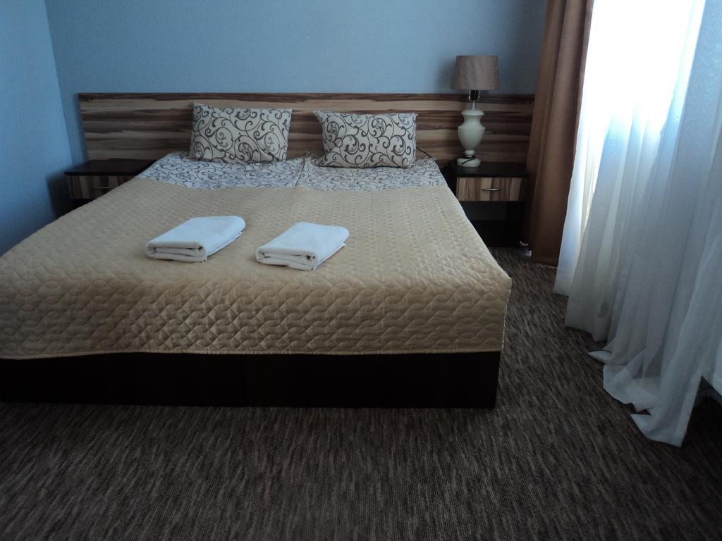 Hotel Restaurant Vizit تريسكافيتس المظهر الخارجي الصورة